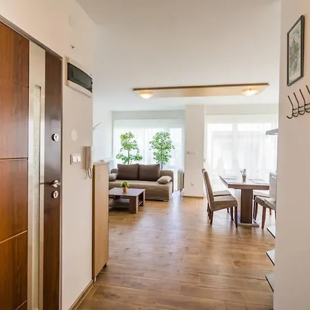 Apartment Gemini Ii